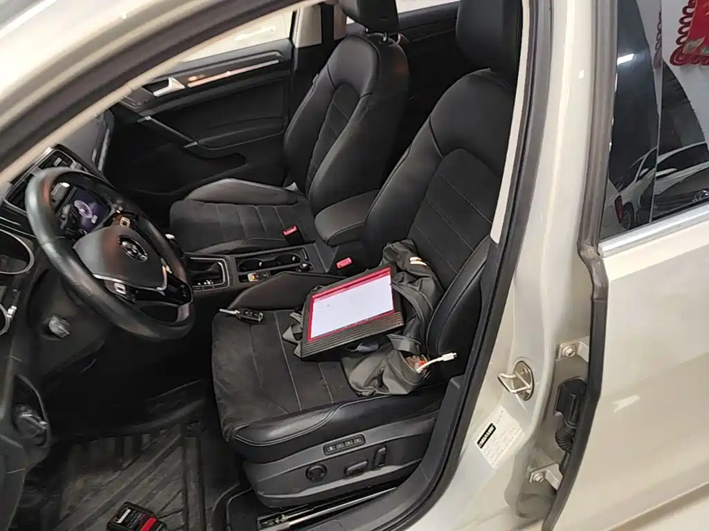 Volkswagen Golf — миниатюра 15