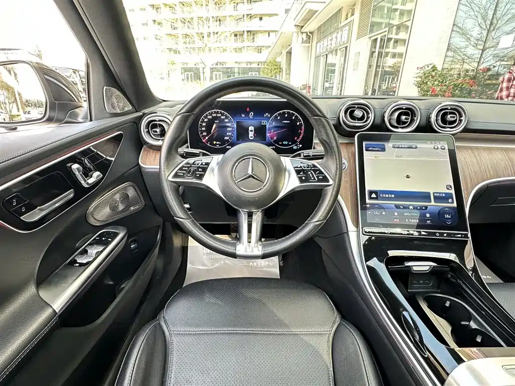 MERCEDES-BENZ C CLASS