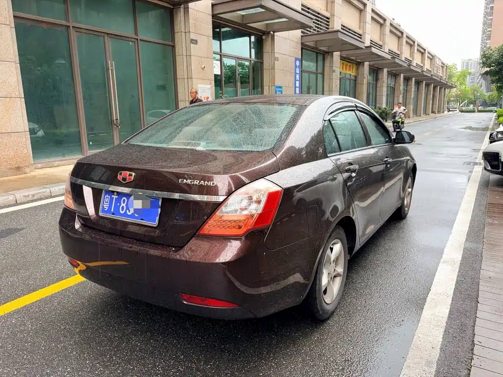 Geely Emgrand 2013 1.5L MT