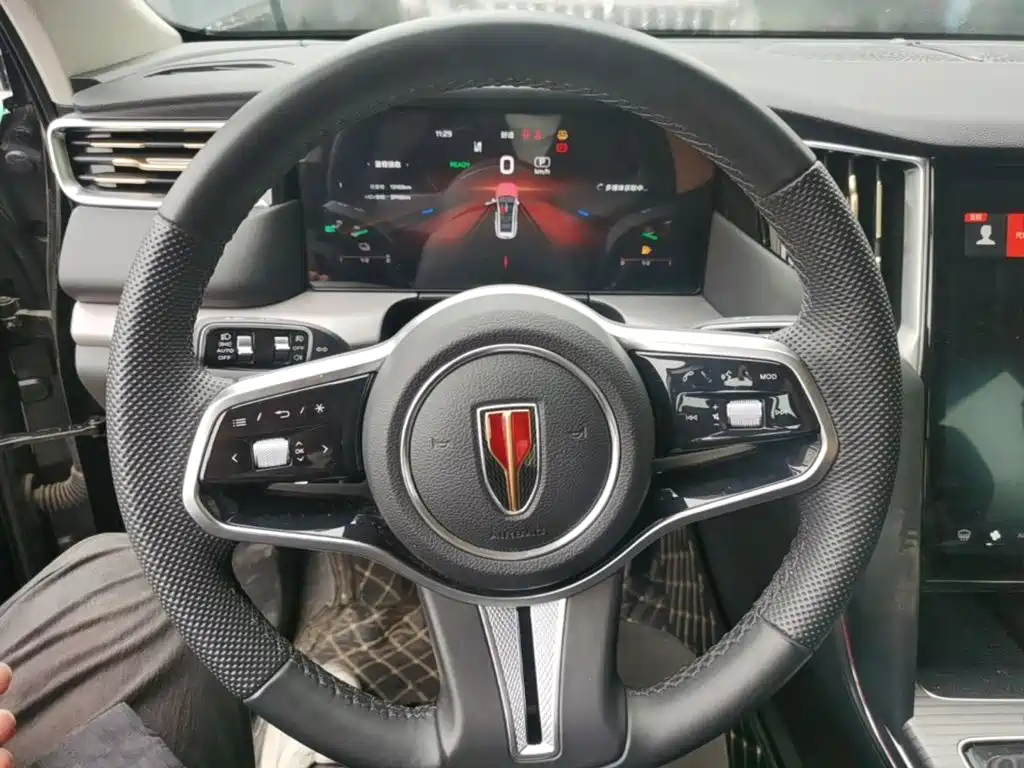 Hongqi Hongqi HS7 PHEV — миниатюра 11