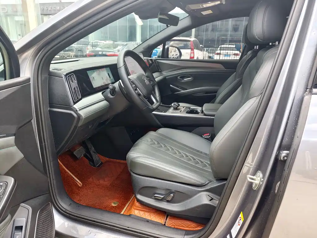 BYD L DM-i — миниатюра 5