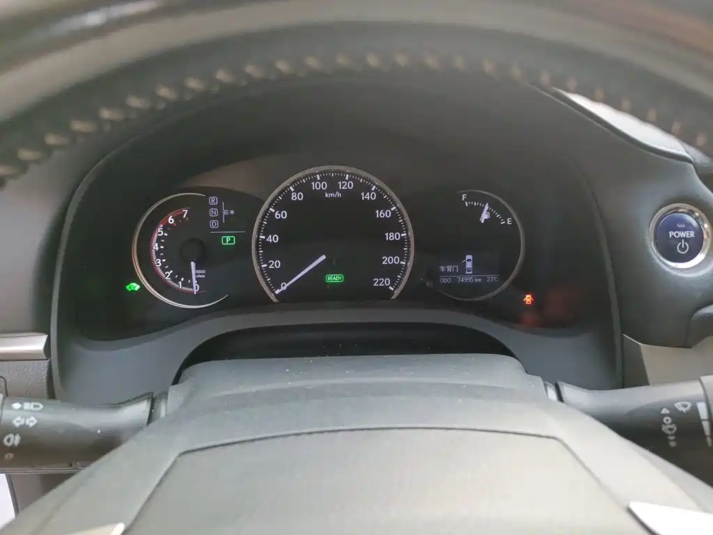 Lexus CT — миниатюра 7