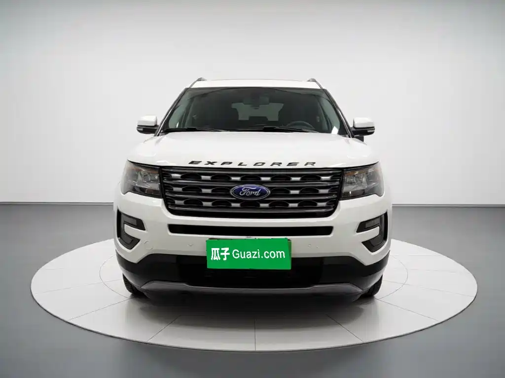 Ford Explorer (Import) — миниатюра 2