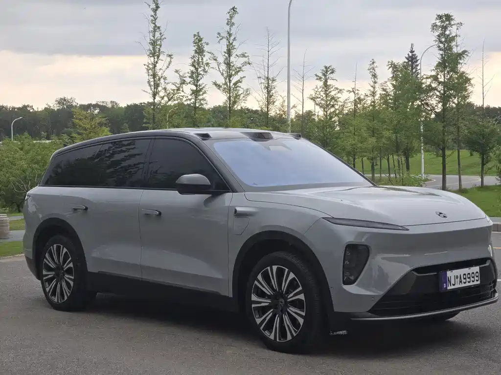 NIO ES8 — миниатюра 5