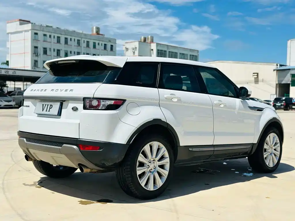 Land Rover Evoque — миниатюра 6