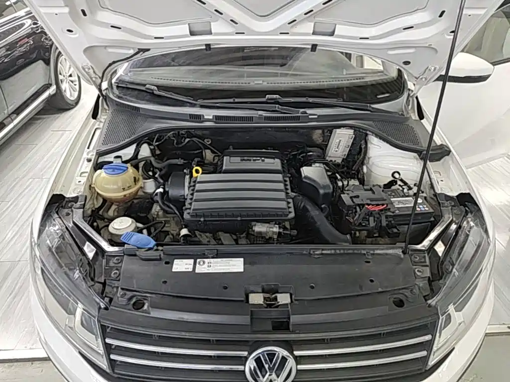 Volkswagen Santana — миниатюра 16