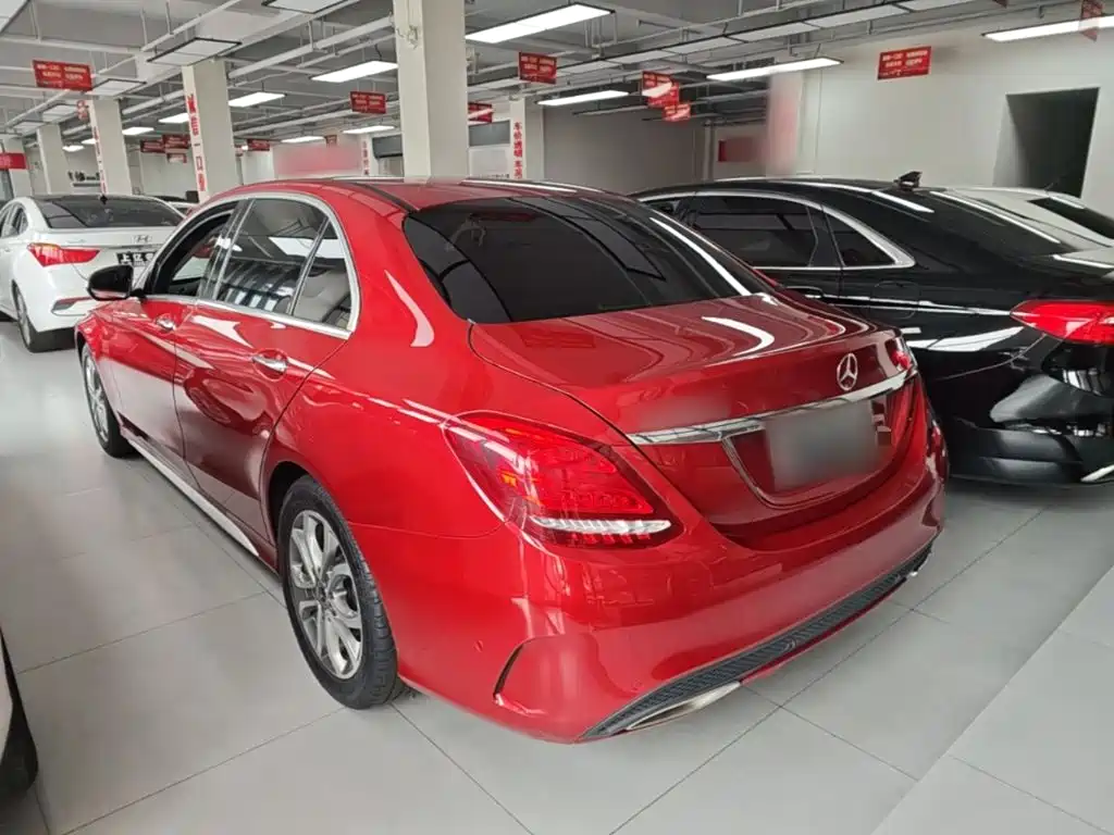 Mercedes-Benz C-Class — миниатюра 5