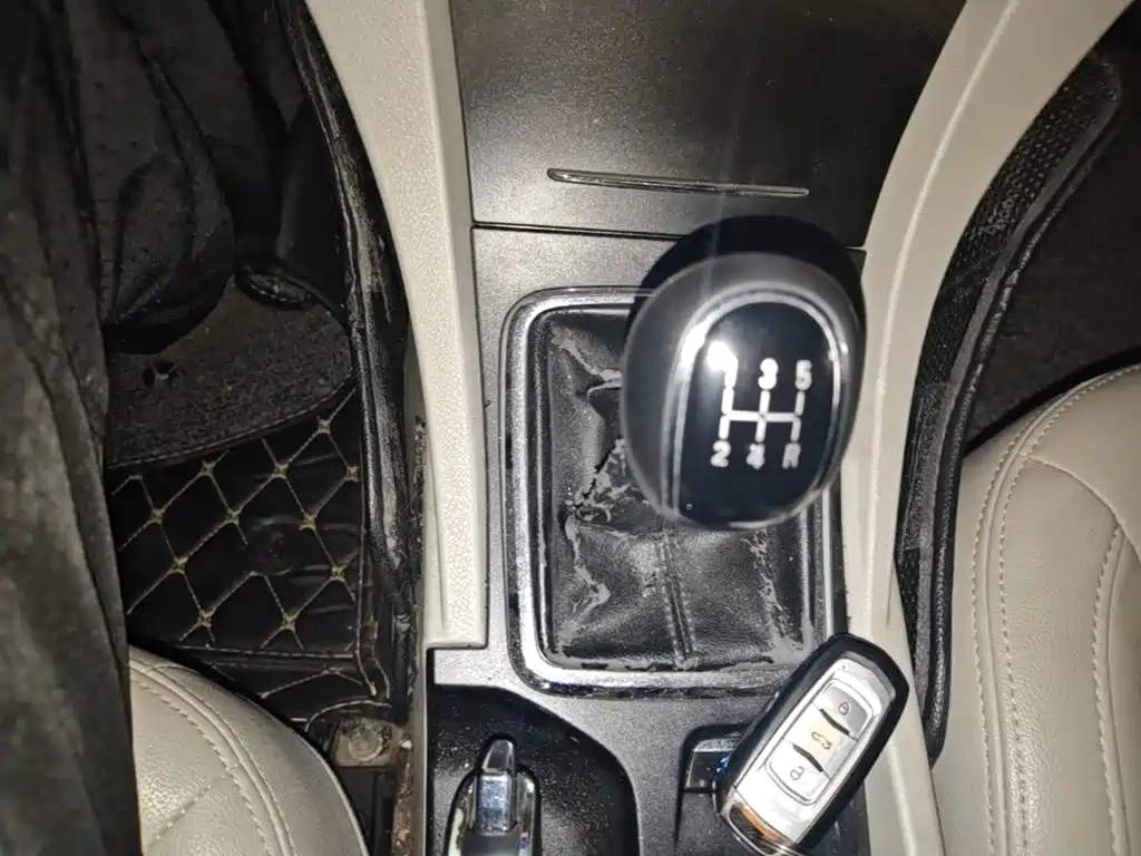 Geely Emgrand — миниатюра 14