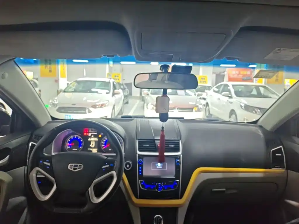 Geely Emgrand — миниатюра 10