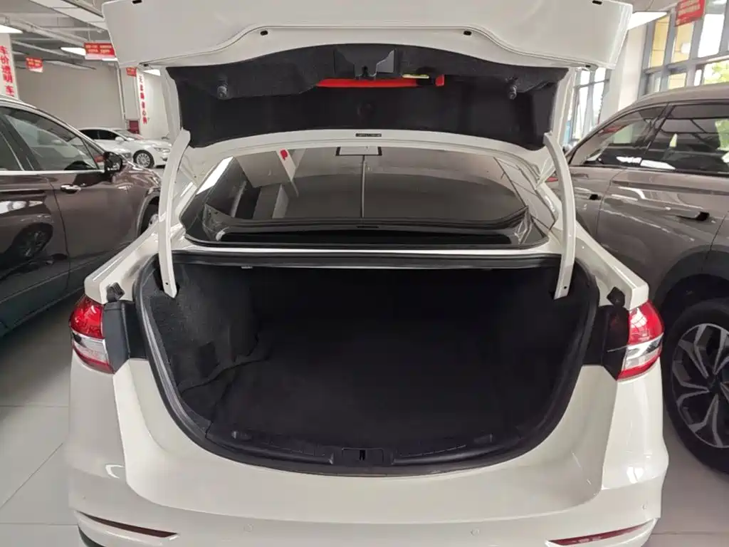Ford Mondeo — миниатюра 19