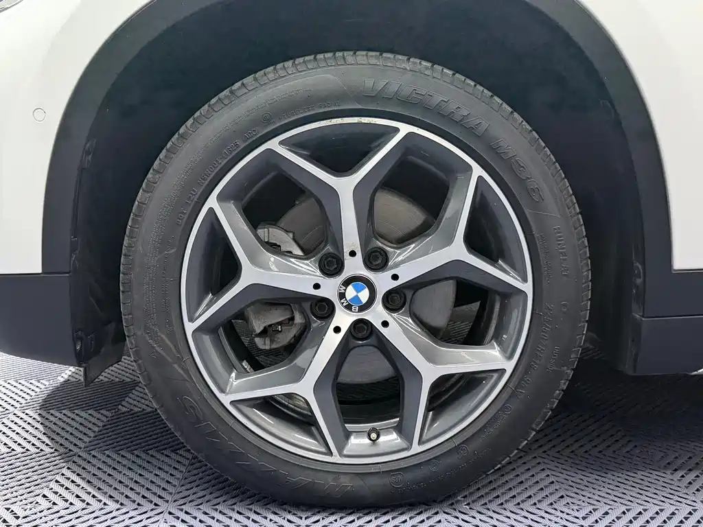 BMW X1 — миниатюра 5