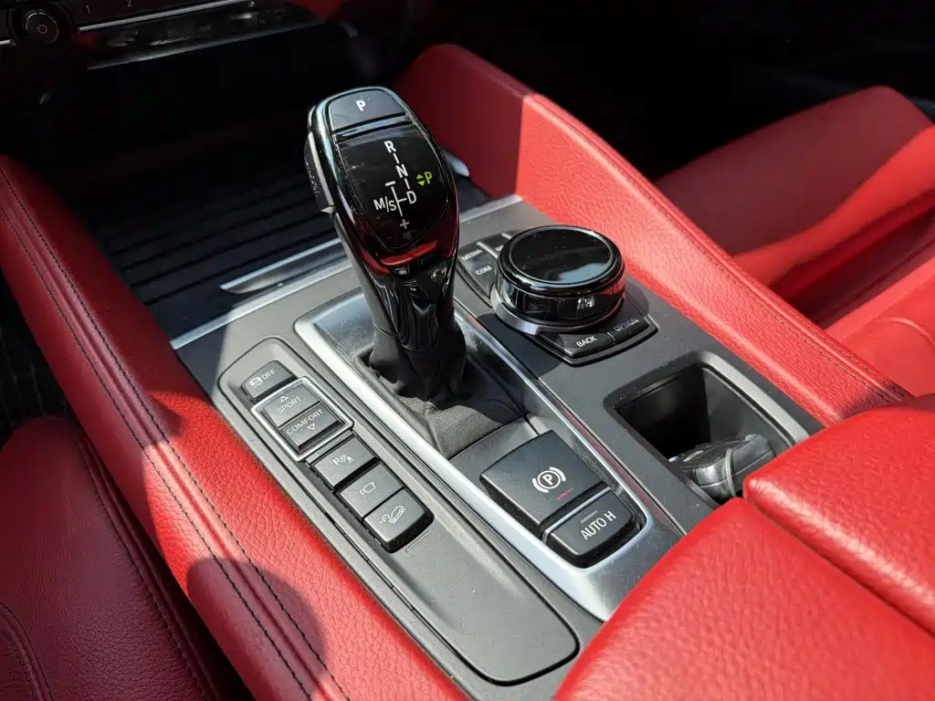 BMW X6 — миниатюра 9