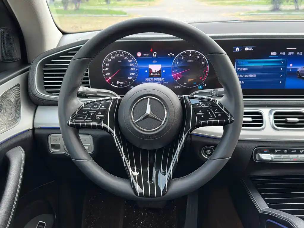 Mercedes-Benz GLE Coupe — миниатюра 19
