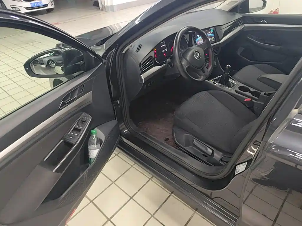 Volkswagen Bora — миниатюра 16