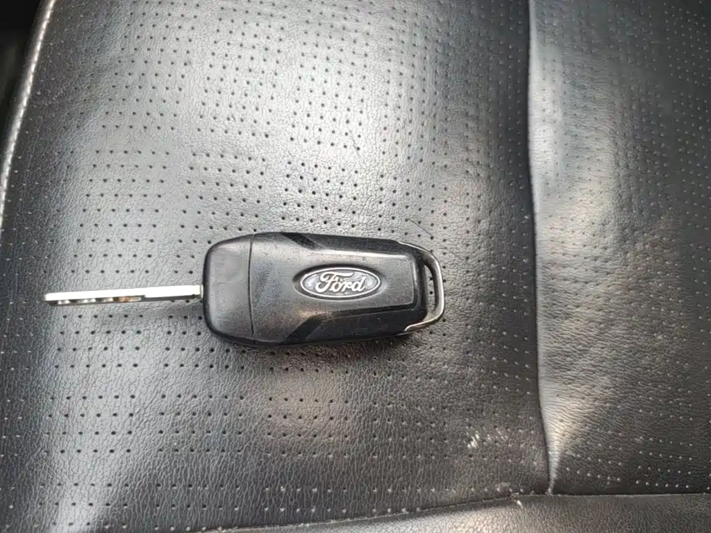 Ford Escort — миниатюра 9