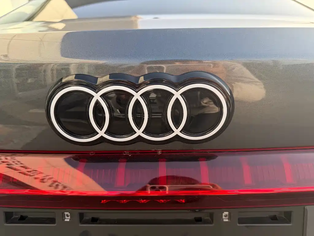 AUDI A5L