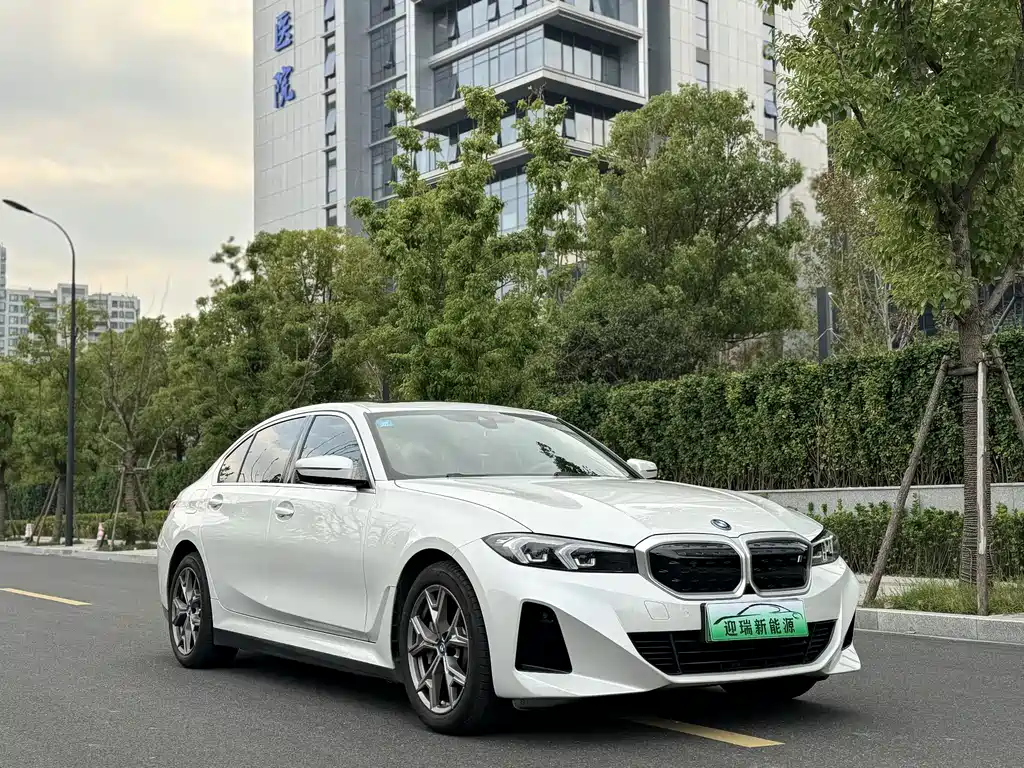 BMW i3 — миниатюра 3