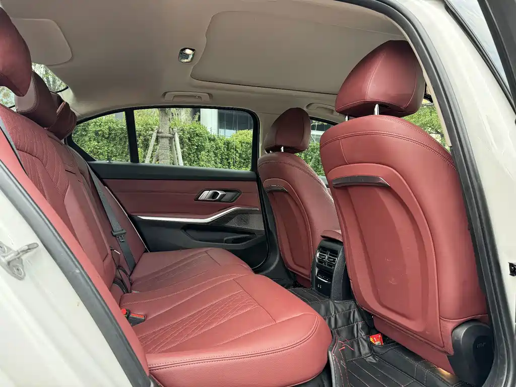 BMW i3 — миниатюра 12