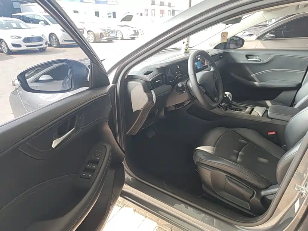 Roewe i5 — миниатюра 16