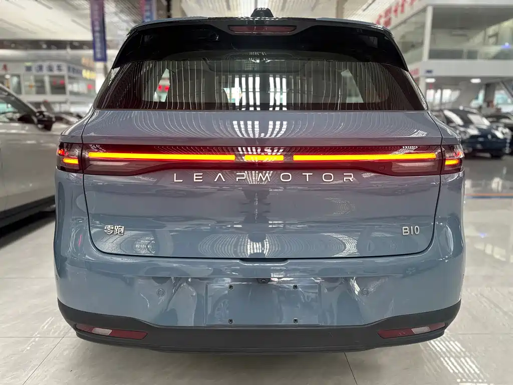 Leapmotor Leapmotor B10 — миниатюра 15