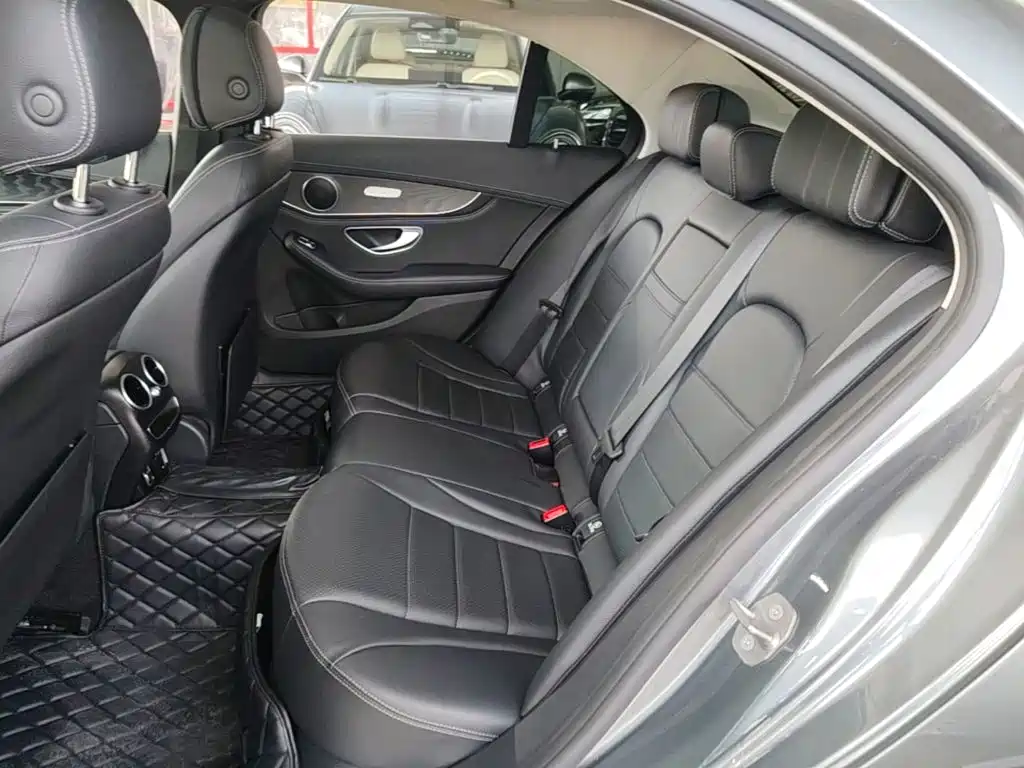 Mercedes-Benz C-Class — миниатюра 17
