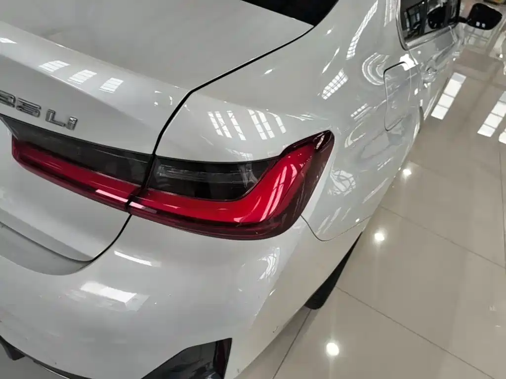 BMW 3 Series — миниатюра 8