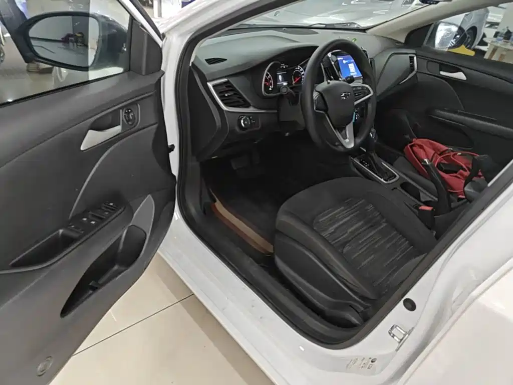 Chevrolet Monza — миниатюра 16