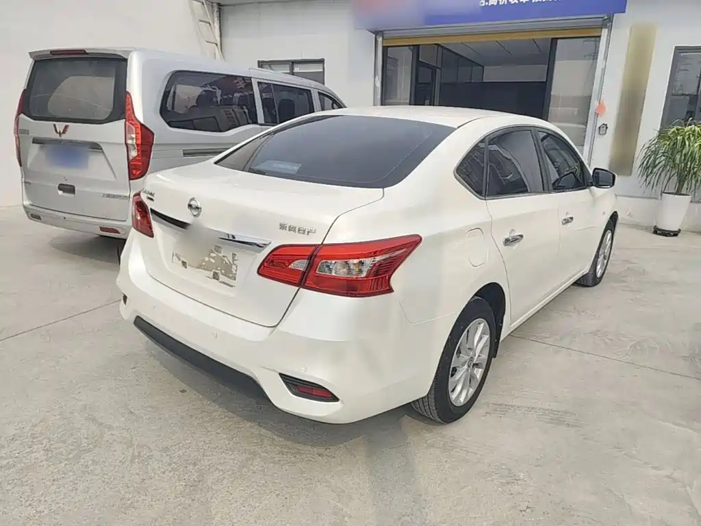 Nissan Sylphy — миниатюра 7
