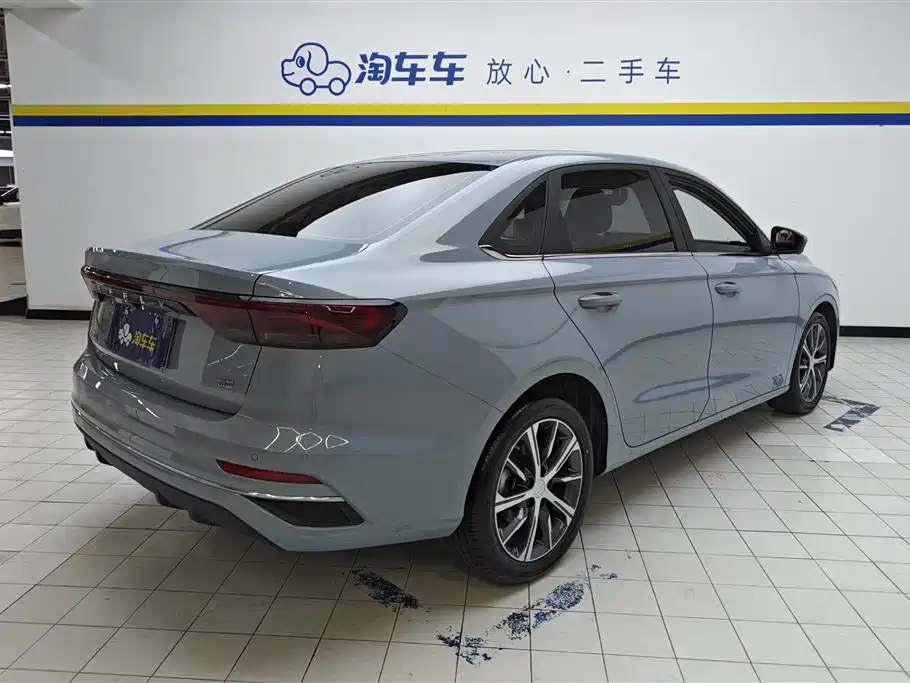 Geely Emgrand 2023 4 Champion 1.5L CVT Luxury