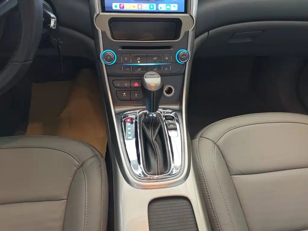 Chevrolet Malibu — миниатюра 14