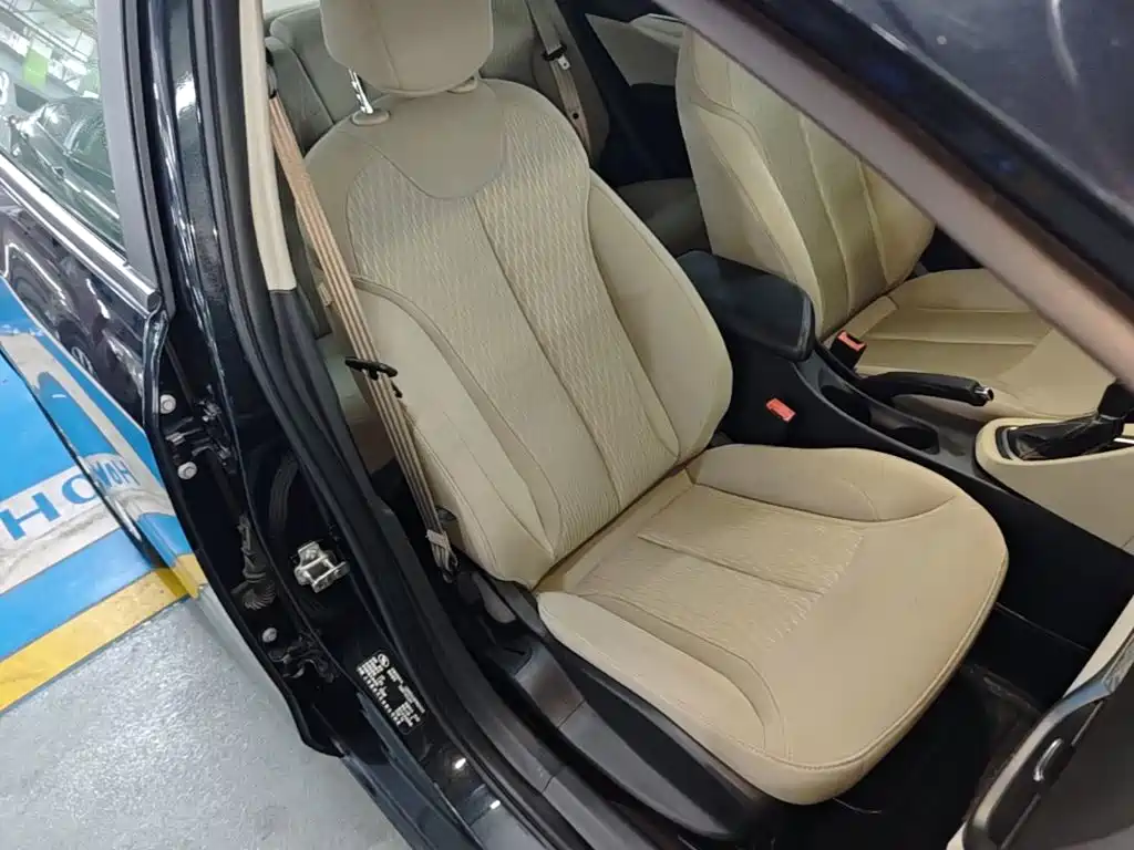 Buick Excelle — миниатюра 25