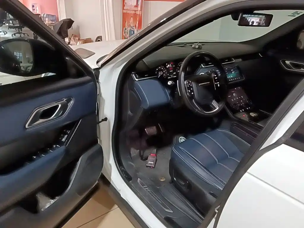 Land Rover Velar — миниатюра 16