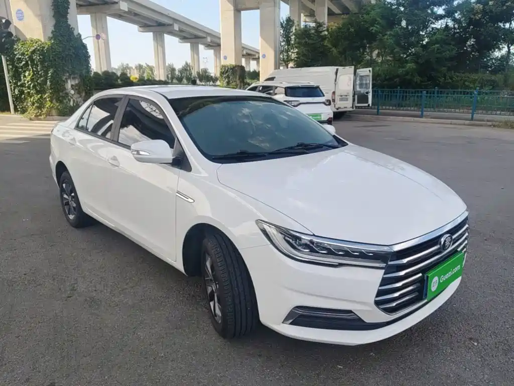 BYD Qin — миниатюра 4