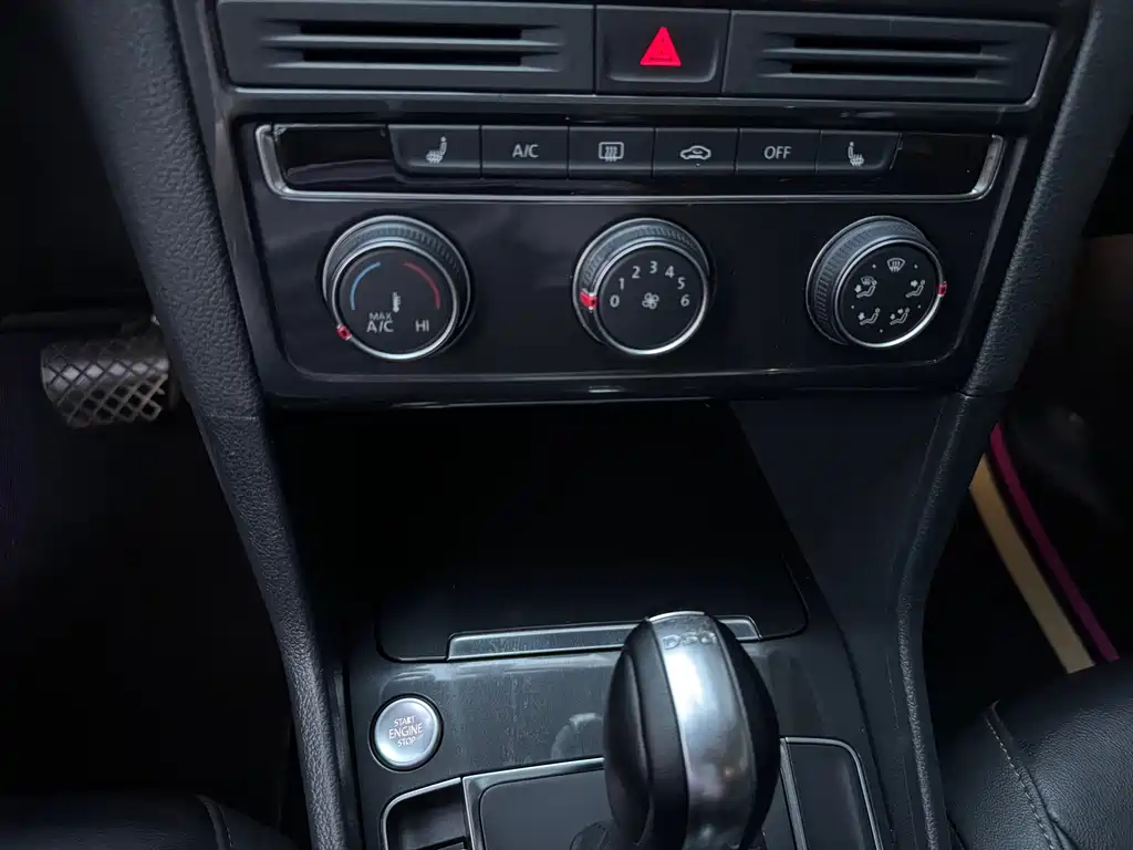 Volkswagen Golf Sportsvan — миниатюра 16
