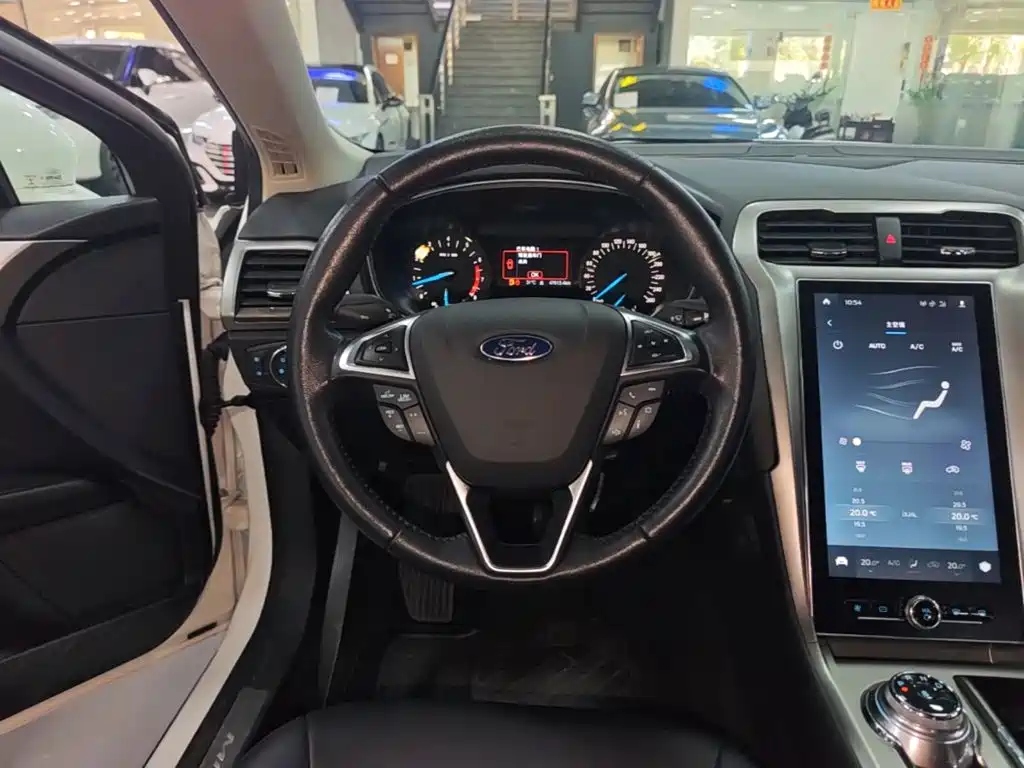 Ford Mondeo — миниатюра 11