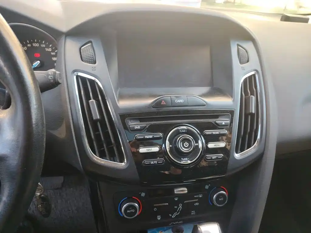 Ford Focus — миниатюра 14