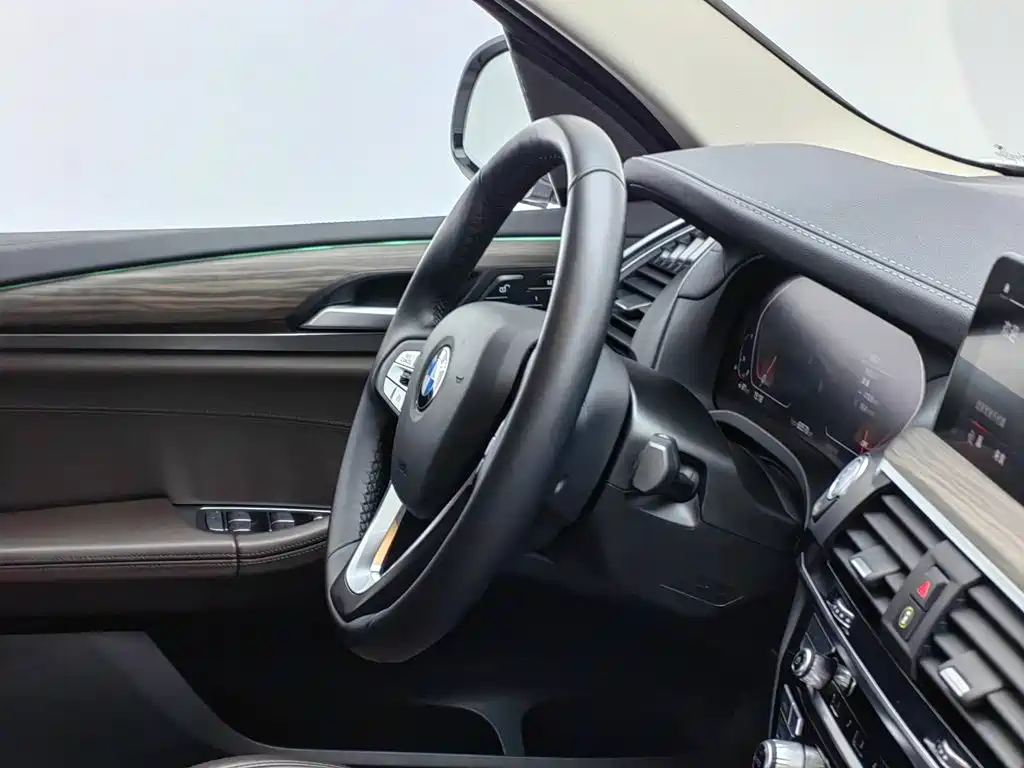 BMW X3 — миниатюра 22