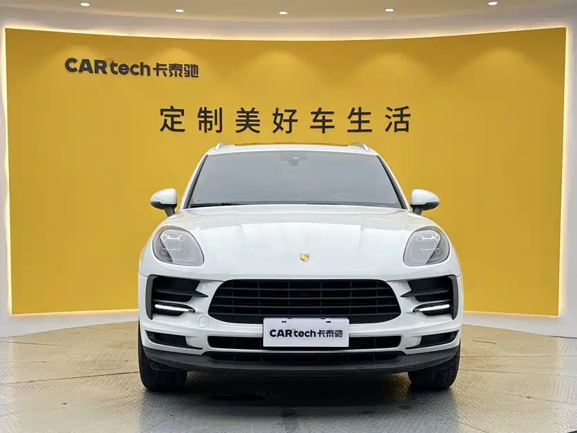 Porsche Macan — миниатюра 3