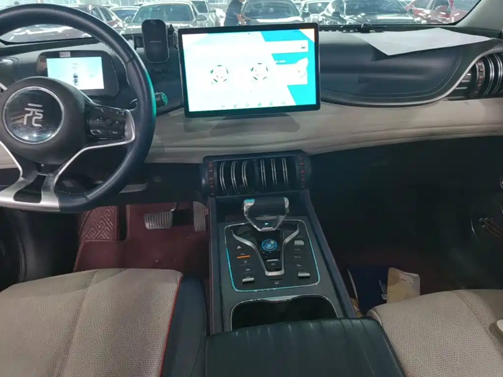 BYD Yuan Plus — миниатюра 13
