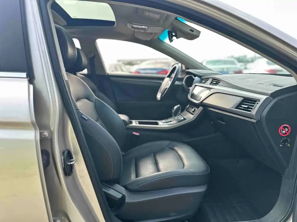 Geely Emgrand GL — миниатюра 8