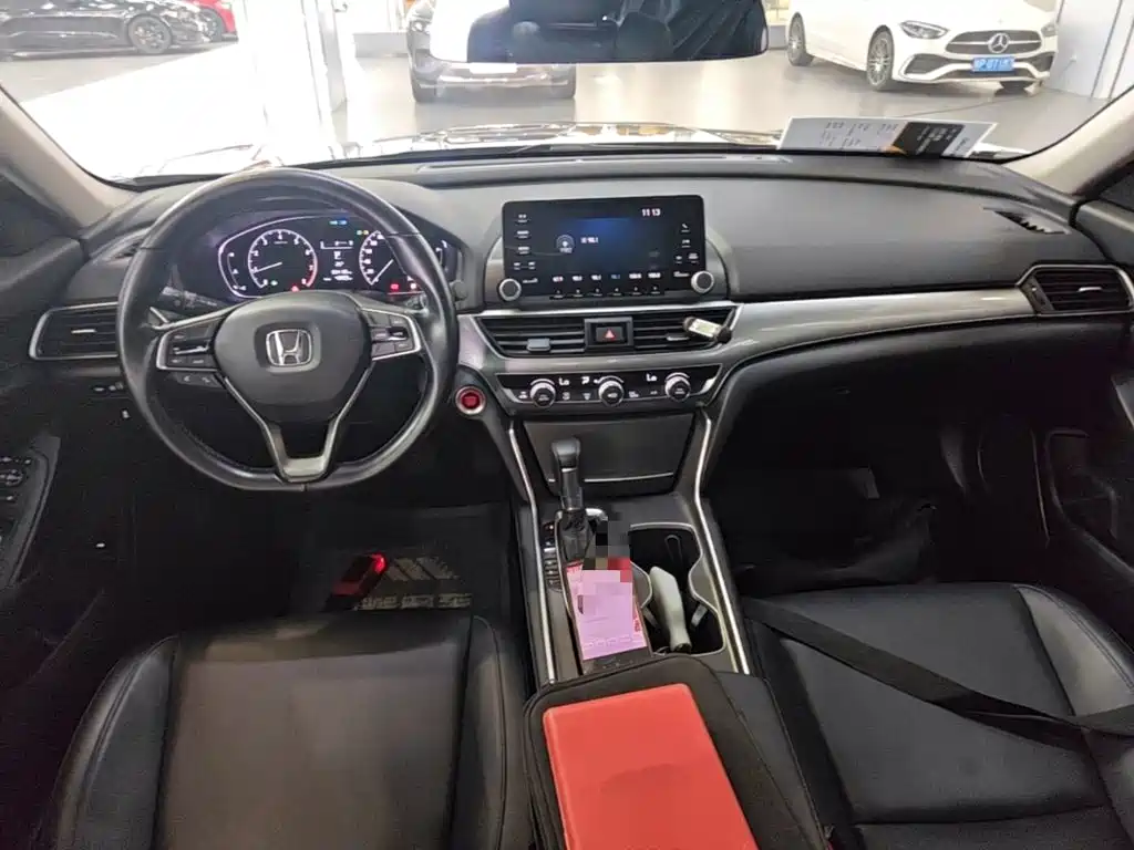 Honda Accord — миниатюра 10
