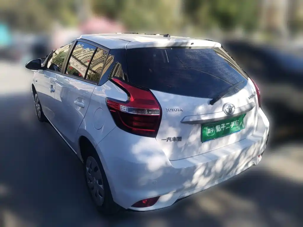 Toyota Vios FS — миниатюра 5