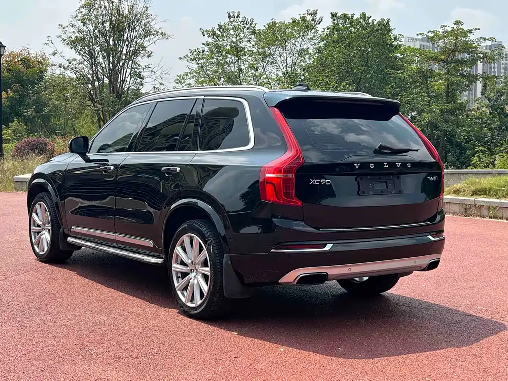 Volvo XC90 — миниатюра 4