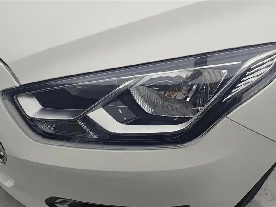 Ford Escort 2017 1.5L AT Comfort