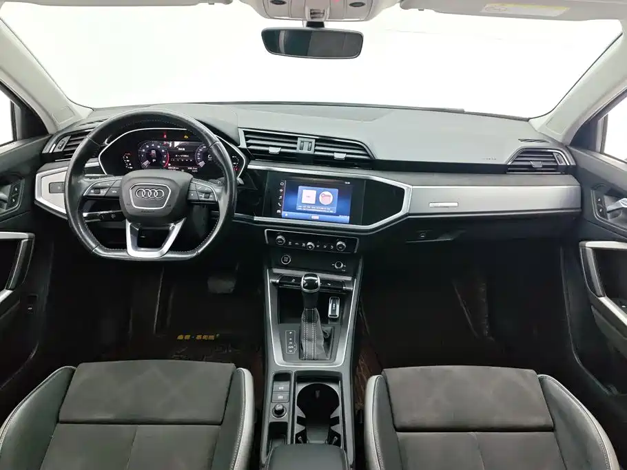Audi Q3 — миниатюра 12