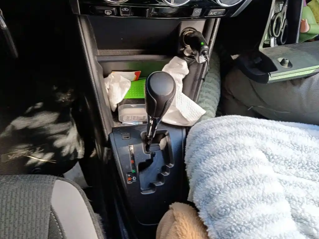 Toyota Yaris L — миниатюра 10