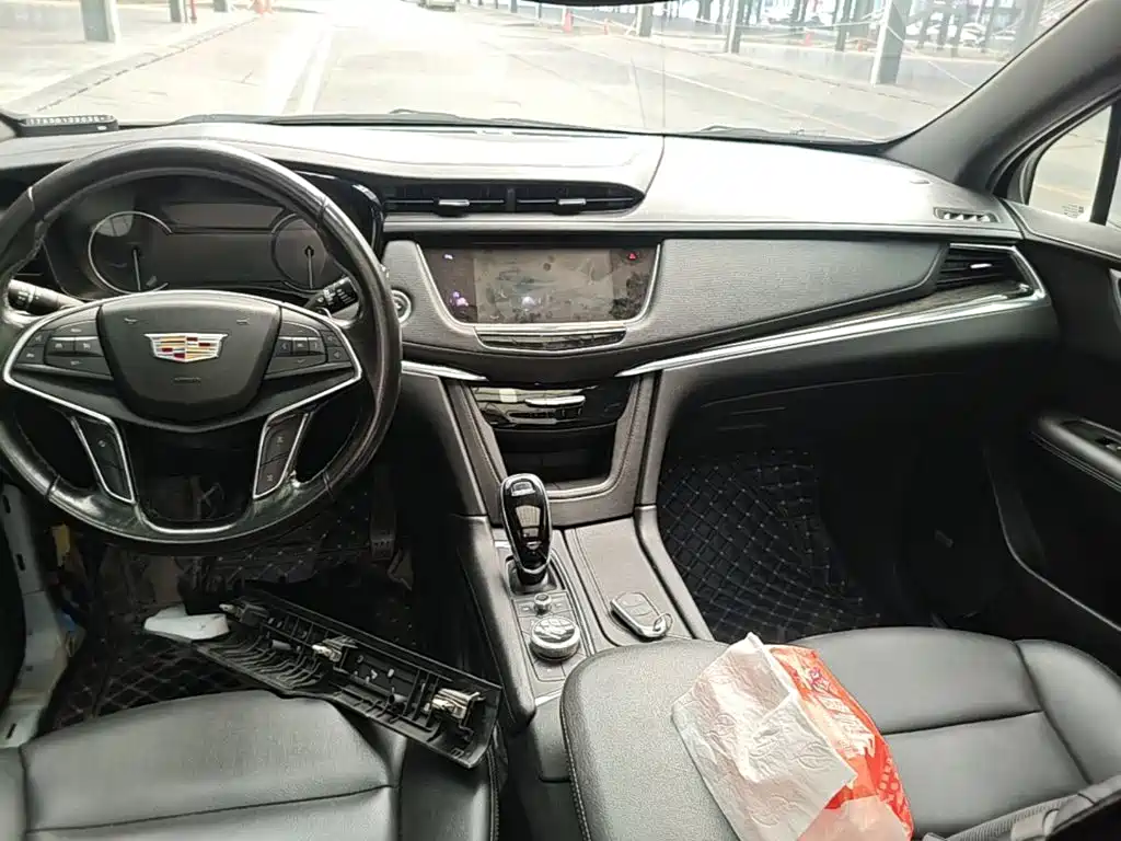 Cadillac XT5 — миниатюра 13