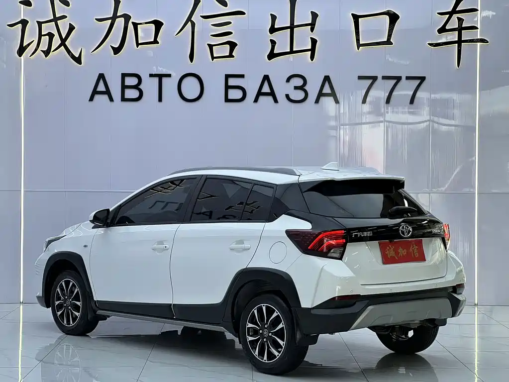 Toyota Yaris L — миниатюра 6