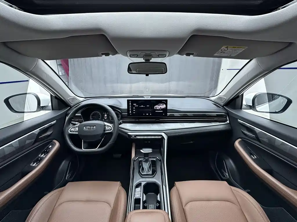 Geely Vision X6 — миниатюра 11