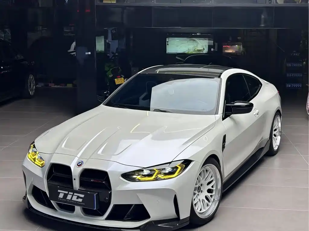 BMW M4 2022